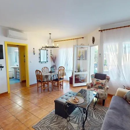 Cocooning Apartment Llanca